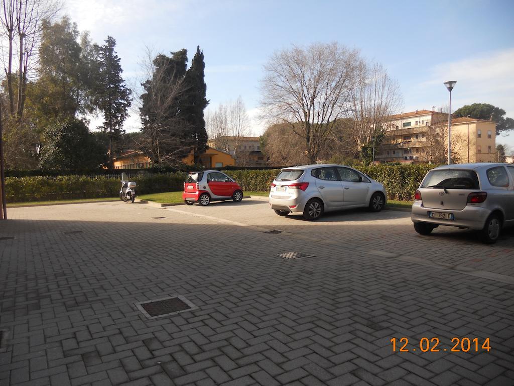 Apartment Via Delle Torri Pisa Luaran gambar